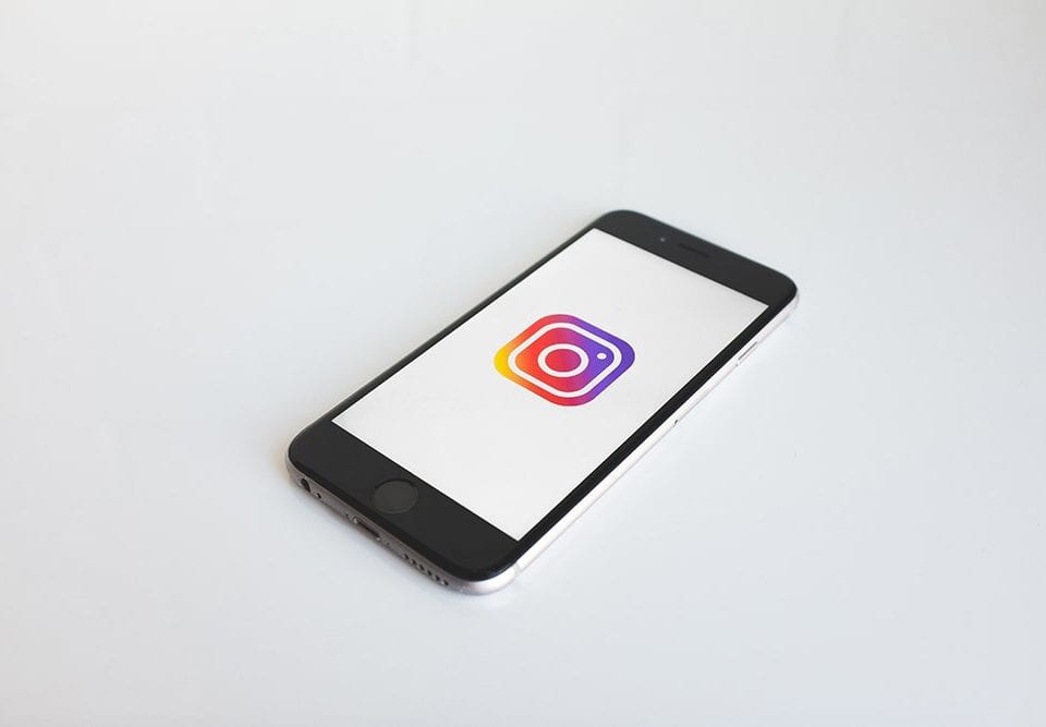 Instagram Reposting: How To Get And Share User-Generated Content